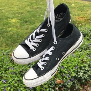 Black Low-top Converse